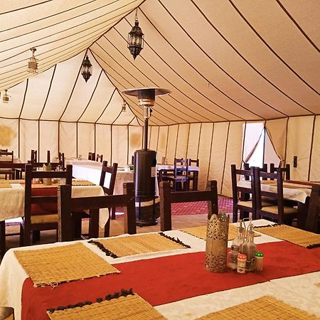Отель Sahara Luxury Camp Мерзуга Экстерьер фото