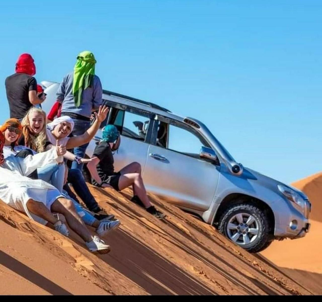 Отель Sahara Luxury Camp Мерзуга Экстерьер фото